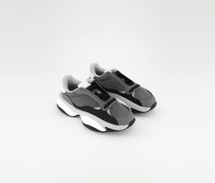 Juniors Alteration Shoes Black/Castlerock/White